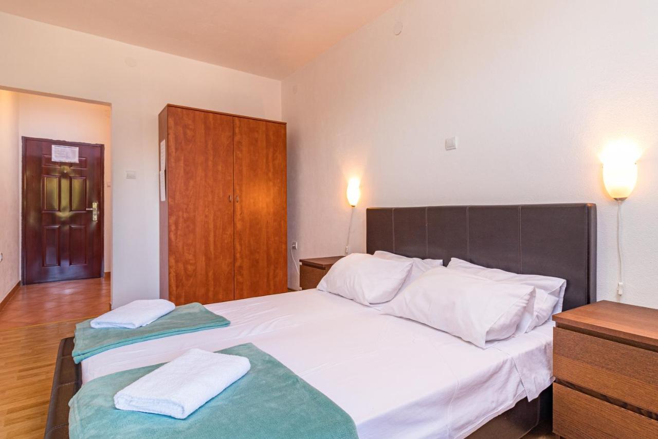 Apartments And Rooms Alenka Banjole Luaran gambar