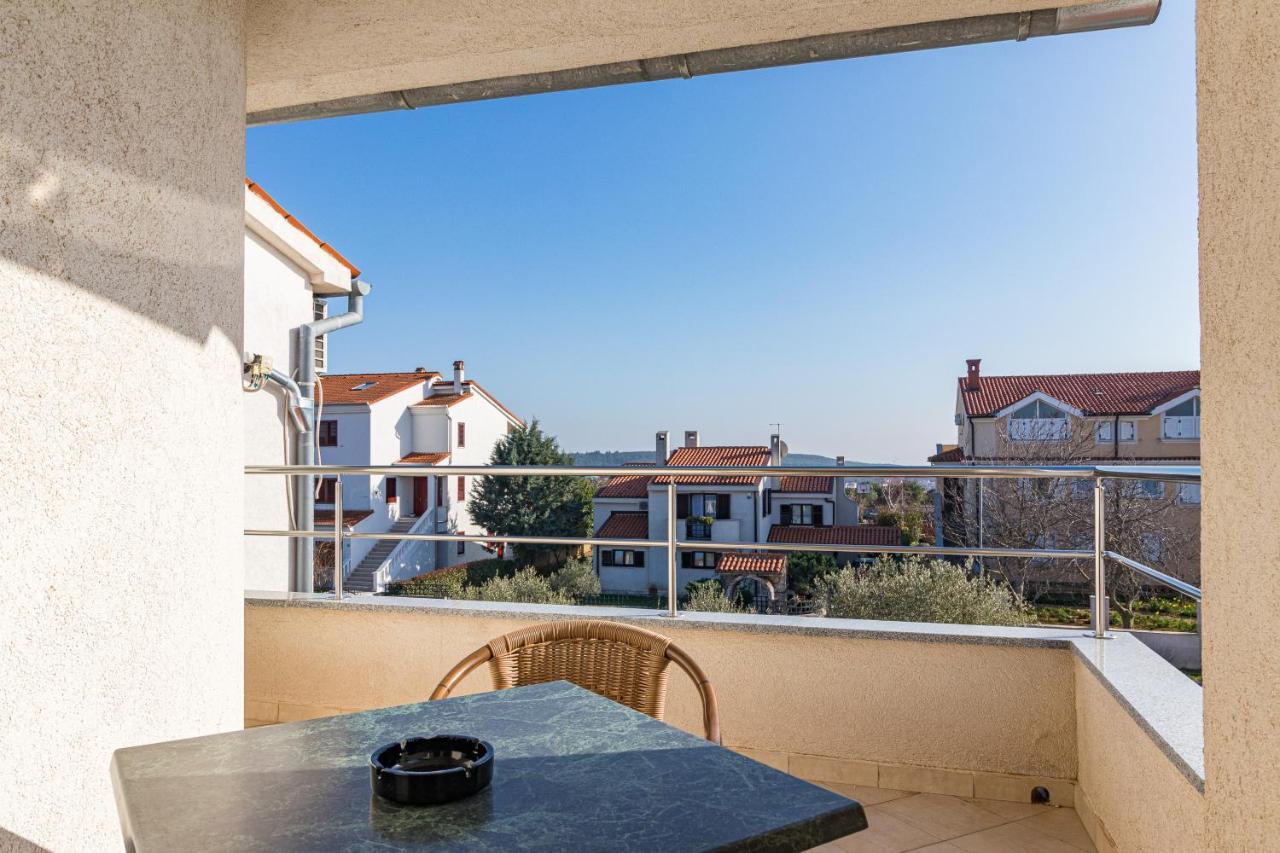 Apartments And Rooms Alenka Banjole Luaran gambar