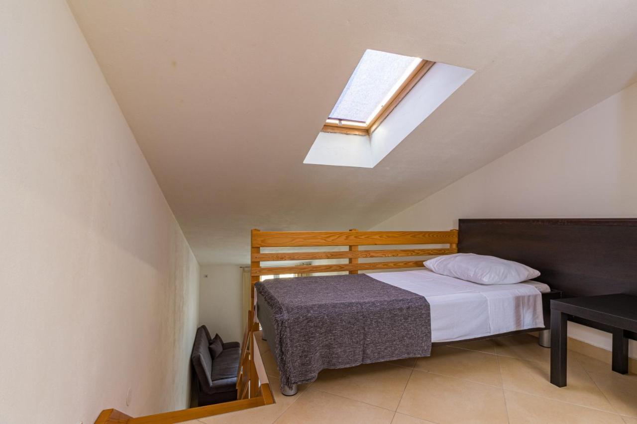 Apartments And Rooms Alenka Banjole Luaran gambar