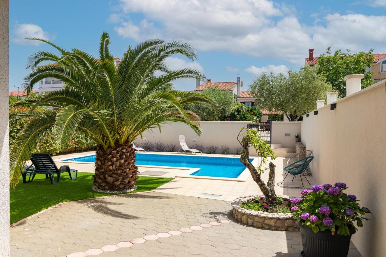 Apartments And Rooms Alenka Banjole Luaran gambar