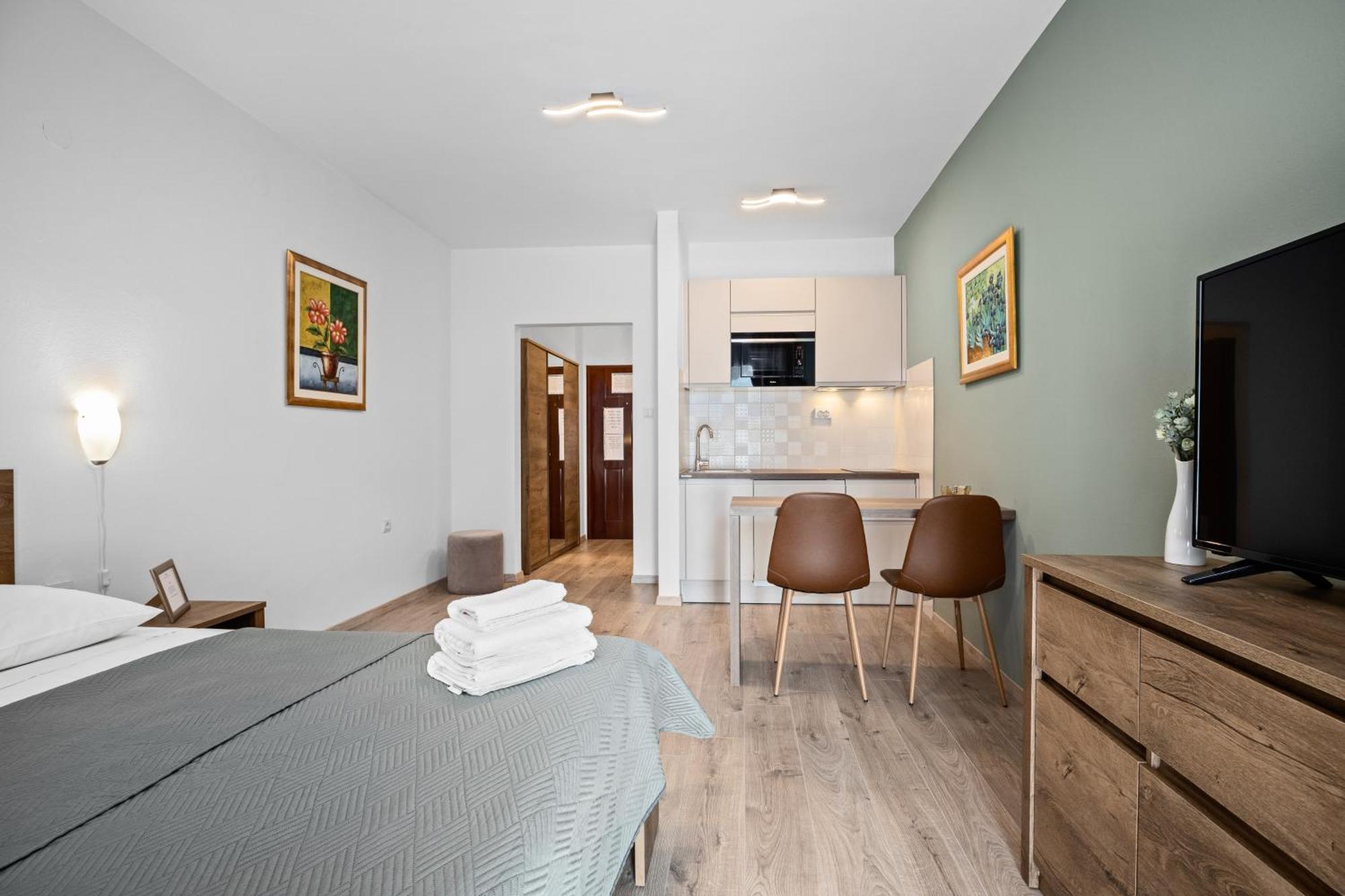 Apartments And Rooms Alenka Banjole Luaran gambar